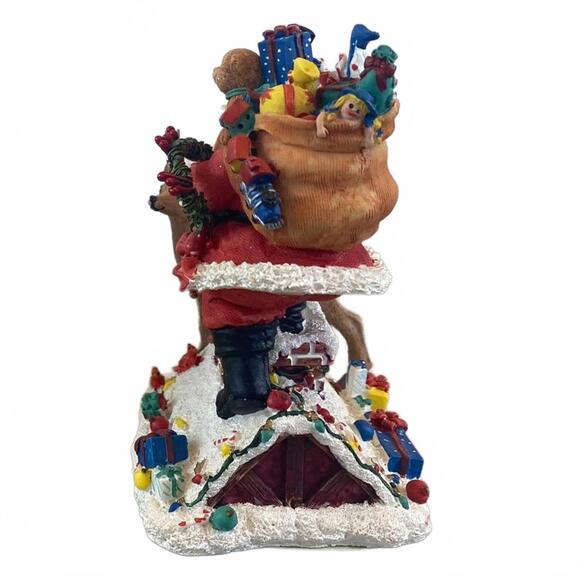 United States of America Christmas Eve Santa International...